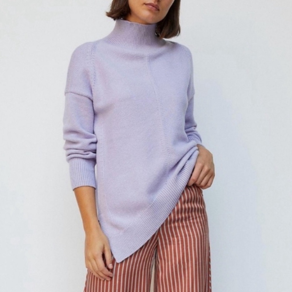 Anthropologie Lilac Crystal
Tunic Purple Mock Neck Sweater